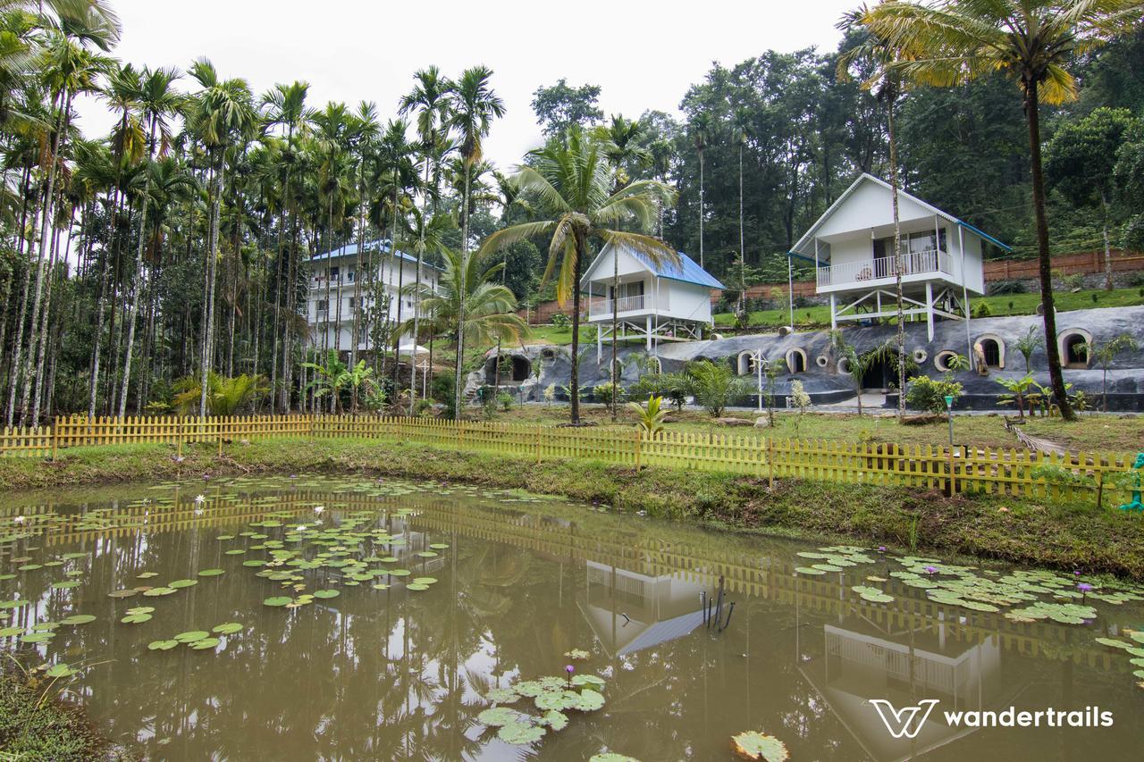 Cavern Wayanad-A Wandertrails Stay Kaniyāmbetta Eksteriør billede