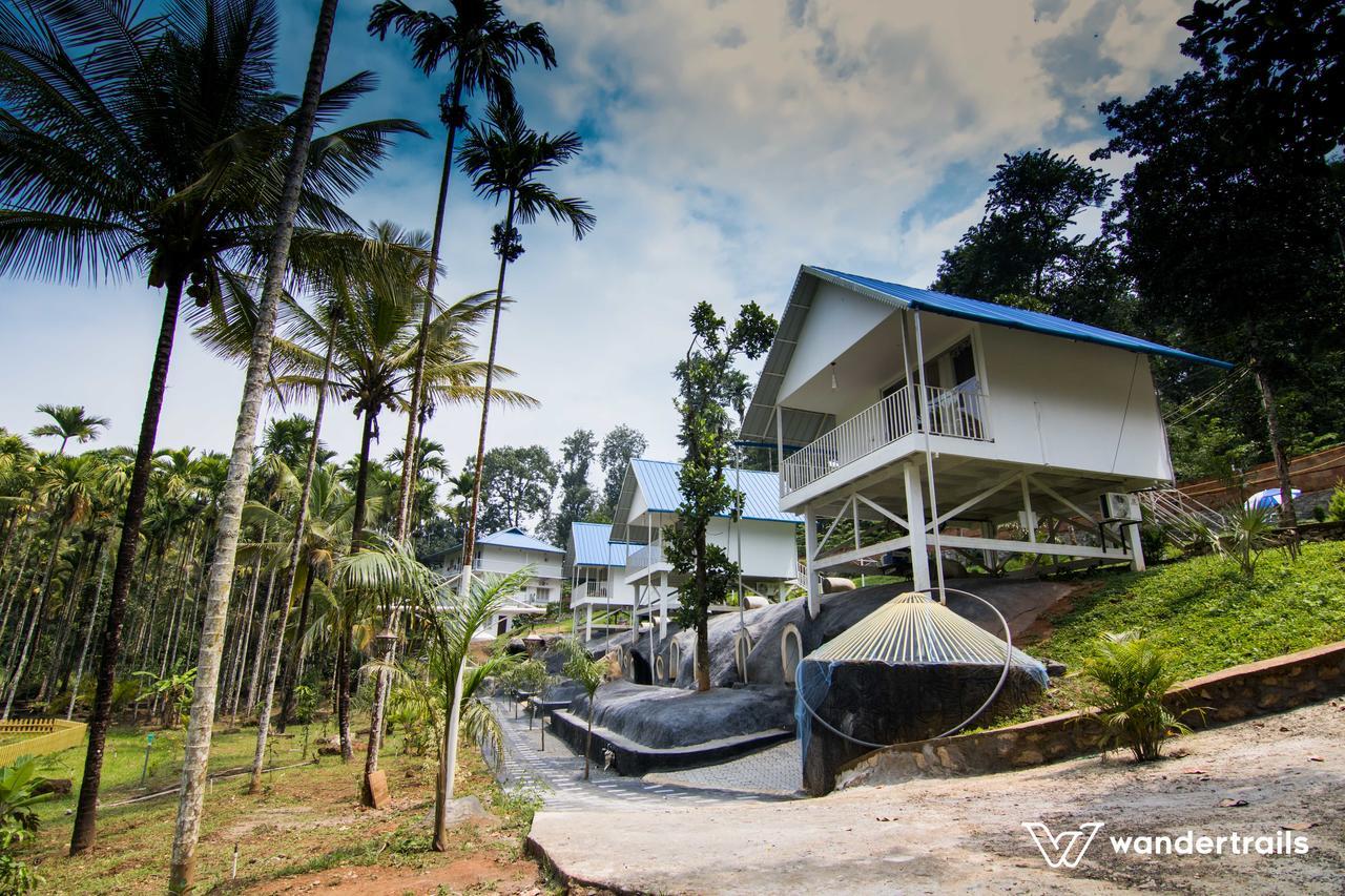 Cavern Wayanad-A Wandertrails Stay Kaniyāmbetta Eksteriør billede
